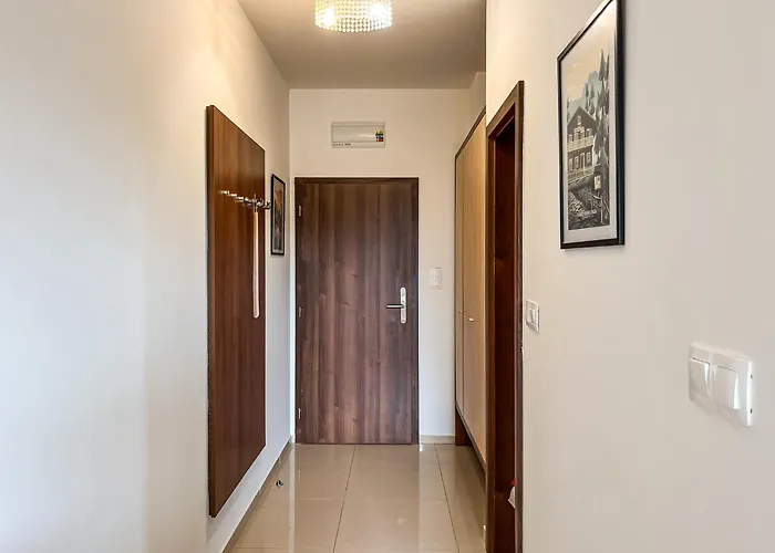 Tri Stity With Tatra View Terrace شقة *