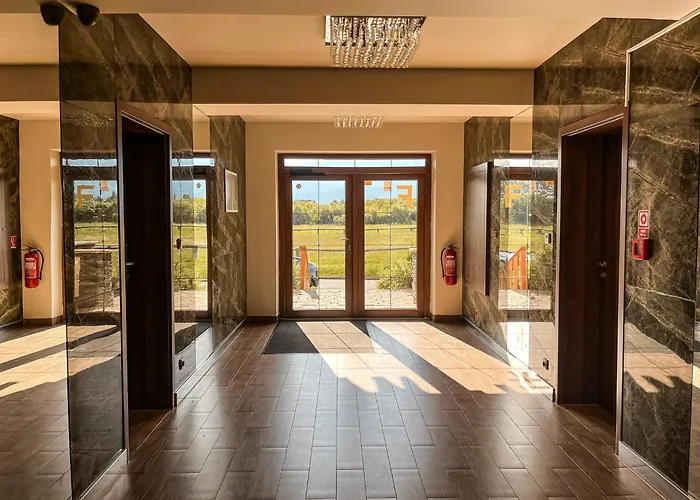 Tri Stity With Tatra View Terrace شقة فيلكا لومنيكا