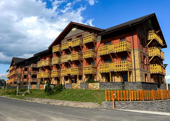 Tri Stity With Tatra View Terrace شقة